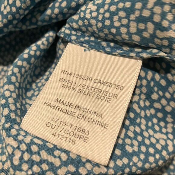 Joie Blue and White Sleeveless Silk Tank Blouse Size Large - Picture 10 of 10